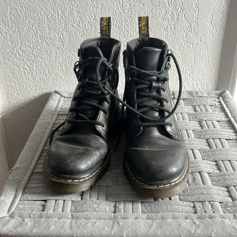 Dr.Marten Black Leather Boots